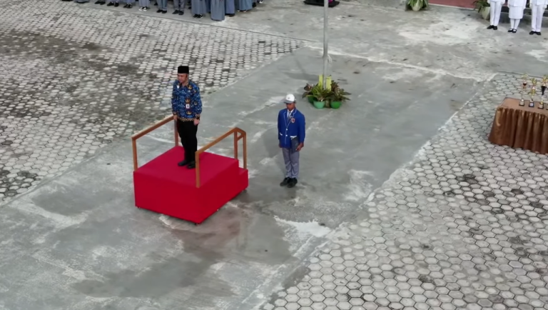 SMAN 4 Palangka Raya Peringati Hari Pahlawan dan Gelar Kegiatan “Kemenkeu Mengajar”