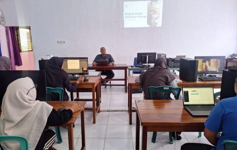 Semangat Baru di Awal Tahun: SMK Muhammadiyah Pangkalan Bun Memulai Semester Genap 2025/2026